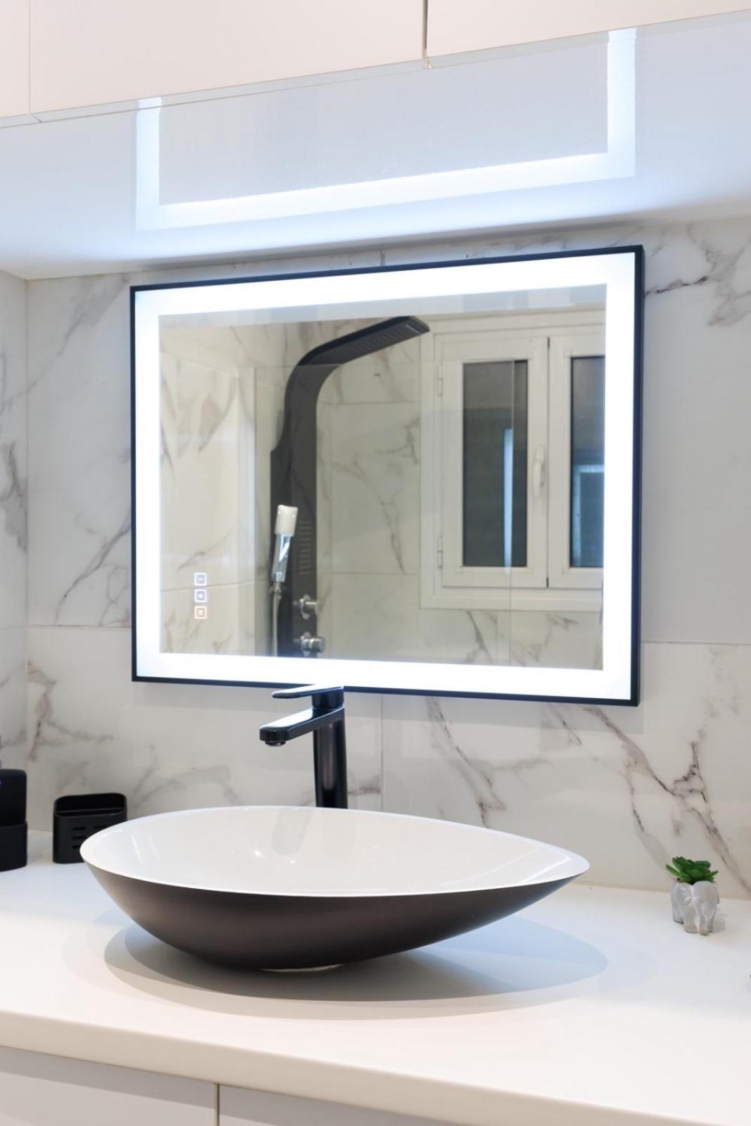 Aiolos Luxury Under Acropolis In Plaka Apartamento Atenas