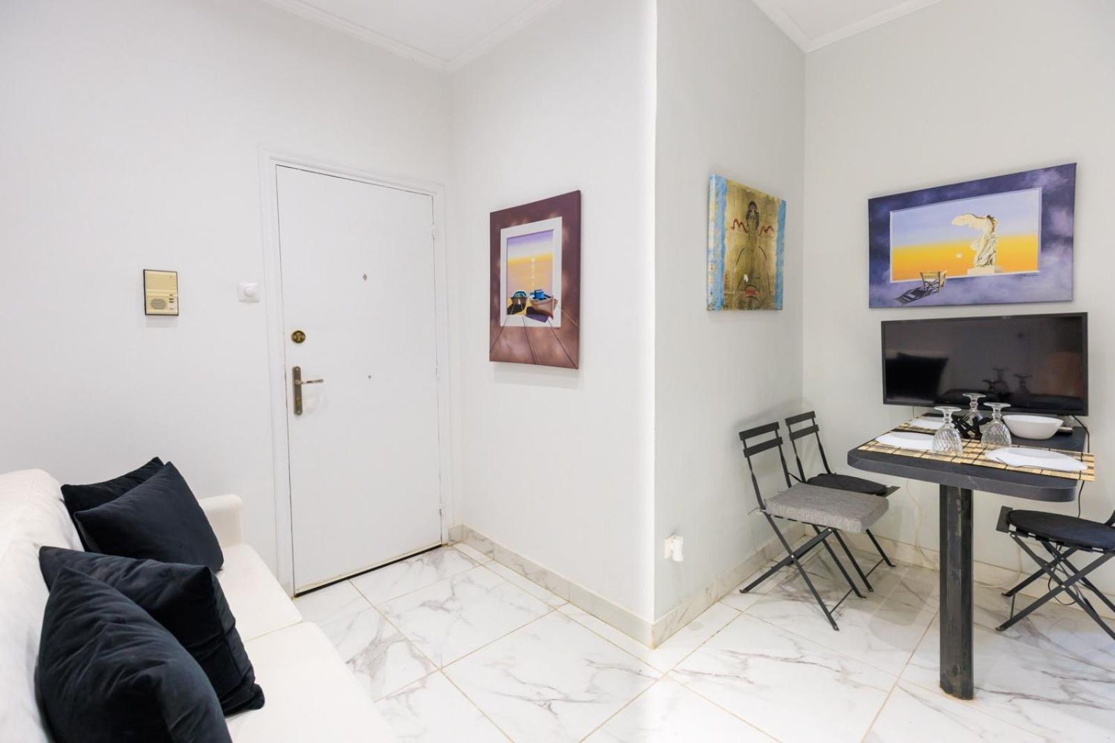 Aiolos Luxury Under Acropolis In Plaka Apartment
